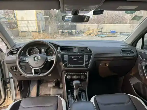 Volkswagen Tiguan L 2017