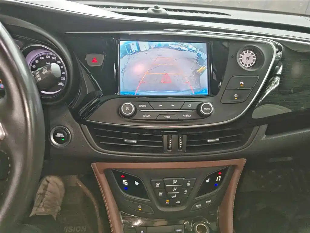 Buick Envision Plus 2018 — фото 13
