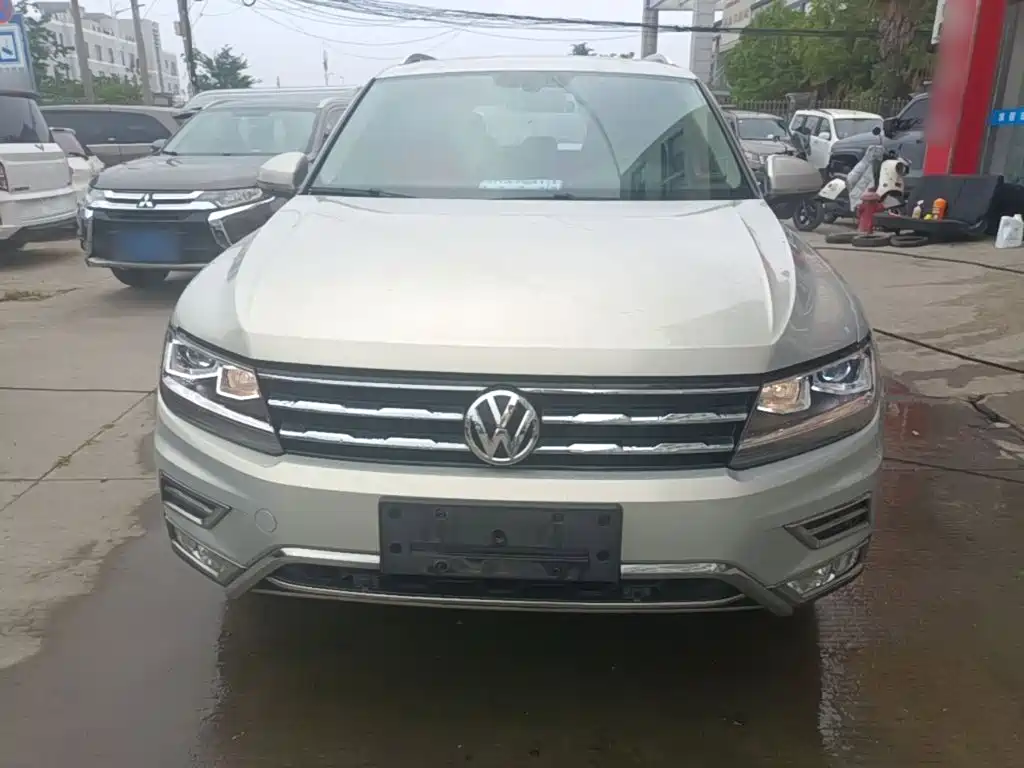 Volkswagen Tiguan L 2020 — фото 3