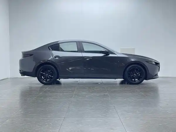 Mazda 3 Axela 2020