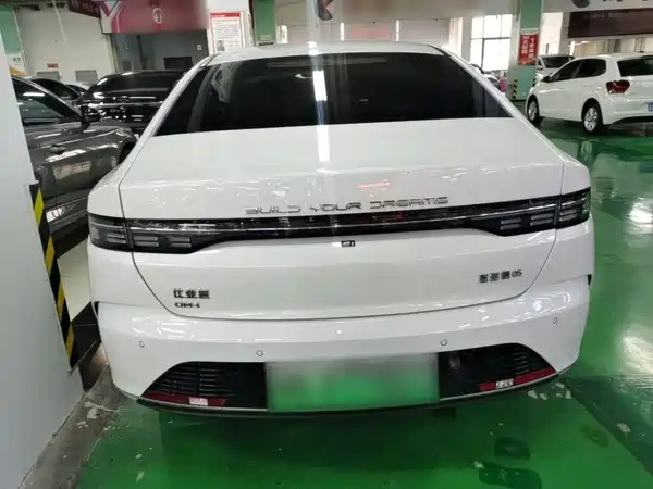 BYD Destroyer 05 2025