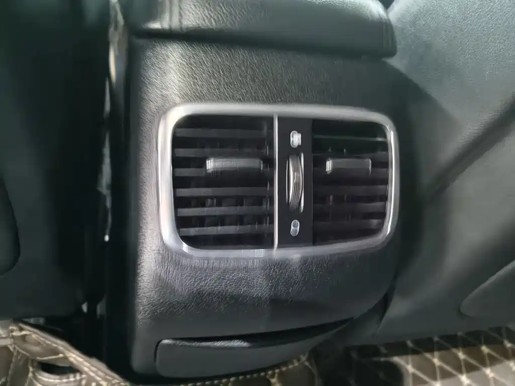 Kia K5 2015 — фото 15