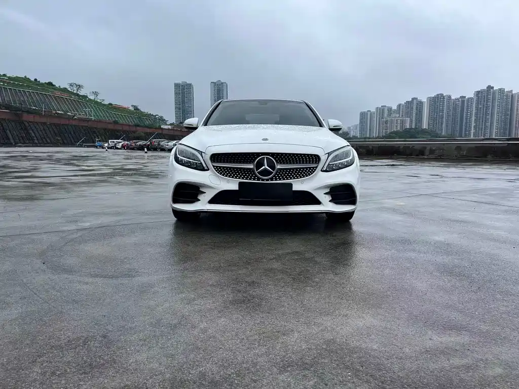 Mercedes-Benz C-Class 2021