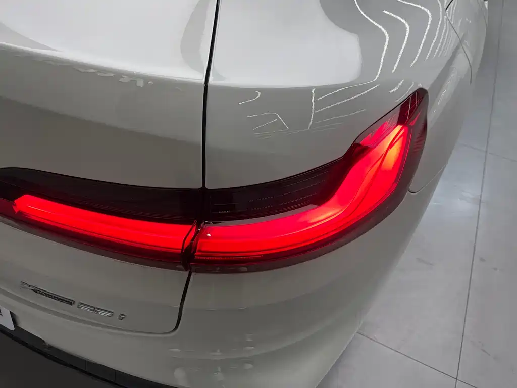 BMW X4 2021 — фото 24