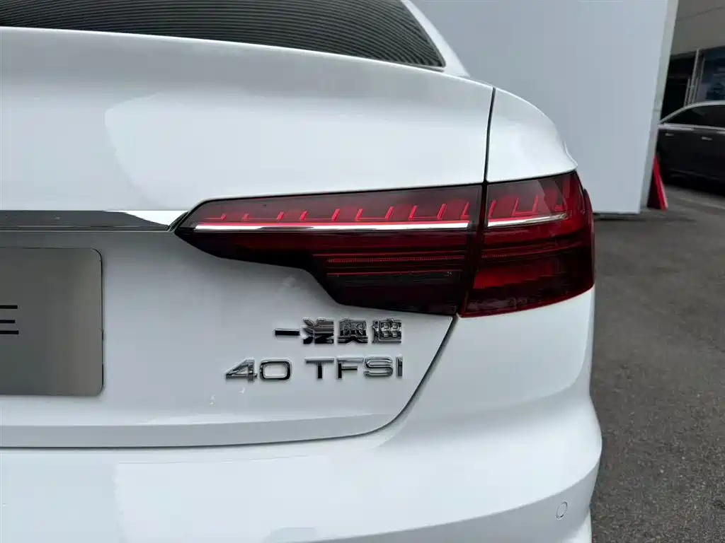 Audi A4L 2020 — фото 16