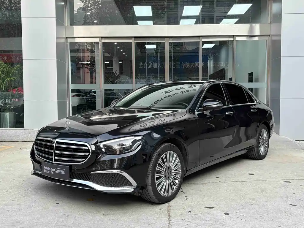 Mercedes-Benz E-Class 2023 — фото 1