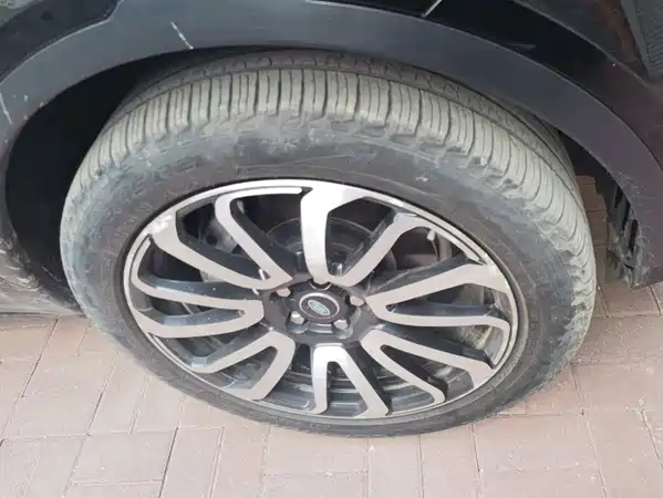 Land Rover Discovery 2018