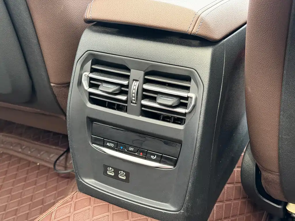 BMW 3 Series 2022 — фото 13