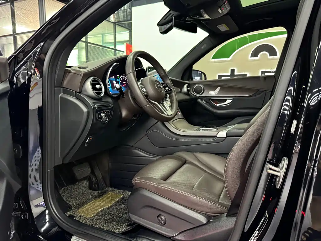 Mercedes-Benz GLC 2020
