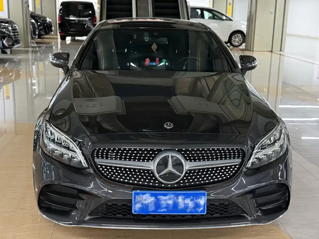 Mercedes-Benz C-Class 2020