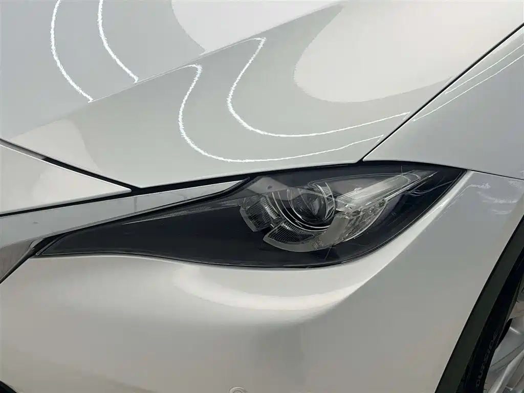 Mazda CX-4 2019 — фото 7
