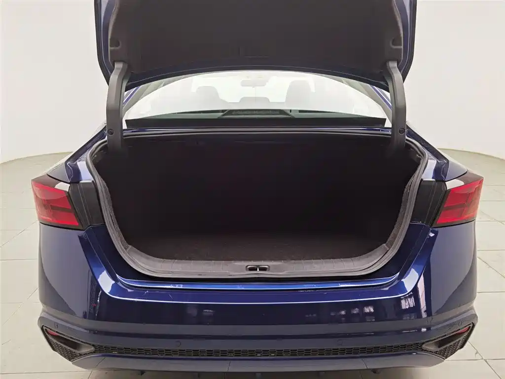 Nissan Teana 2021 — фото 16