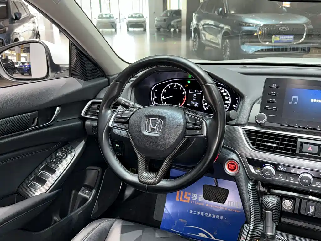 Honda Accord 2021 — фото 16