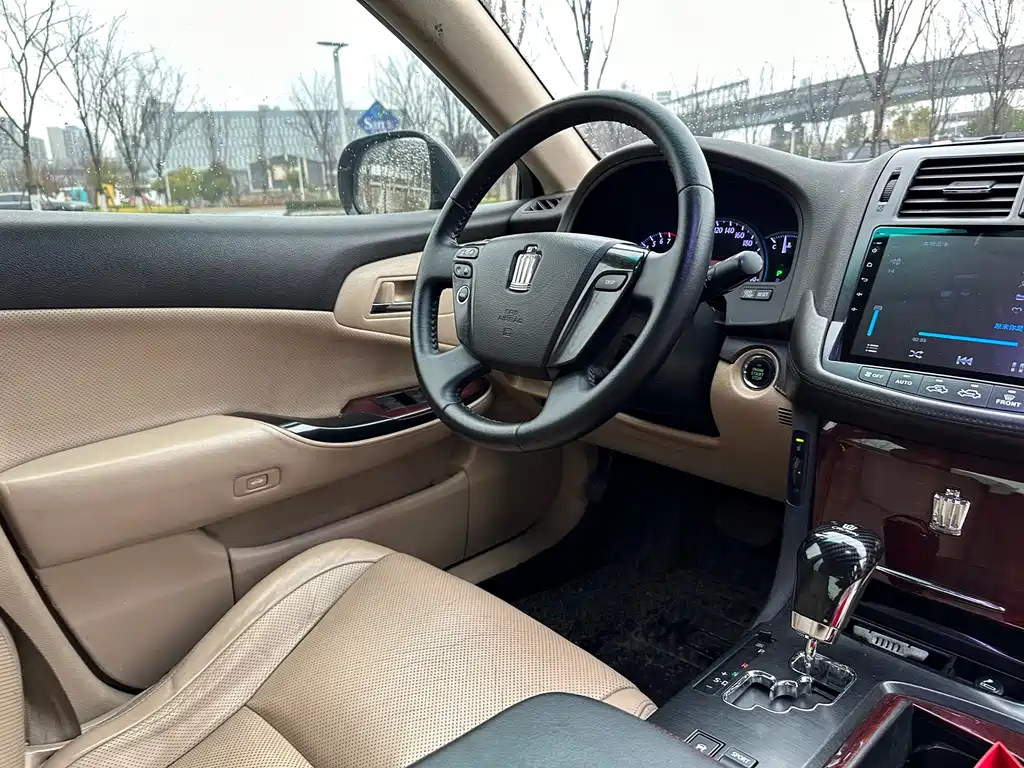 Toyota Crown 2012 — фото 12