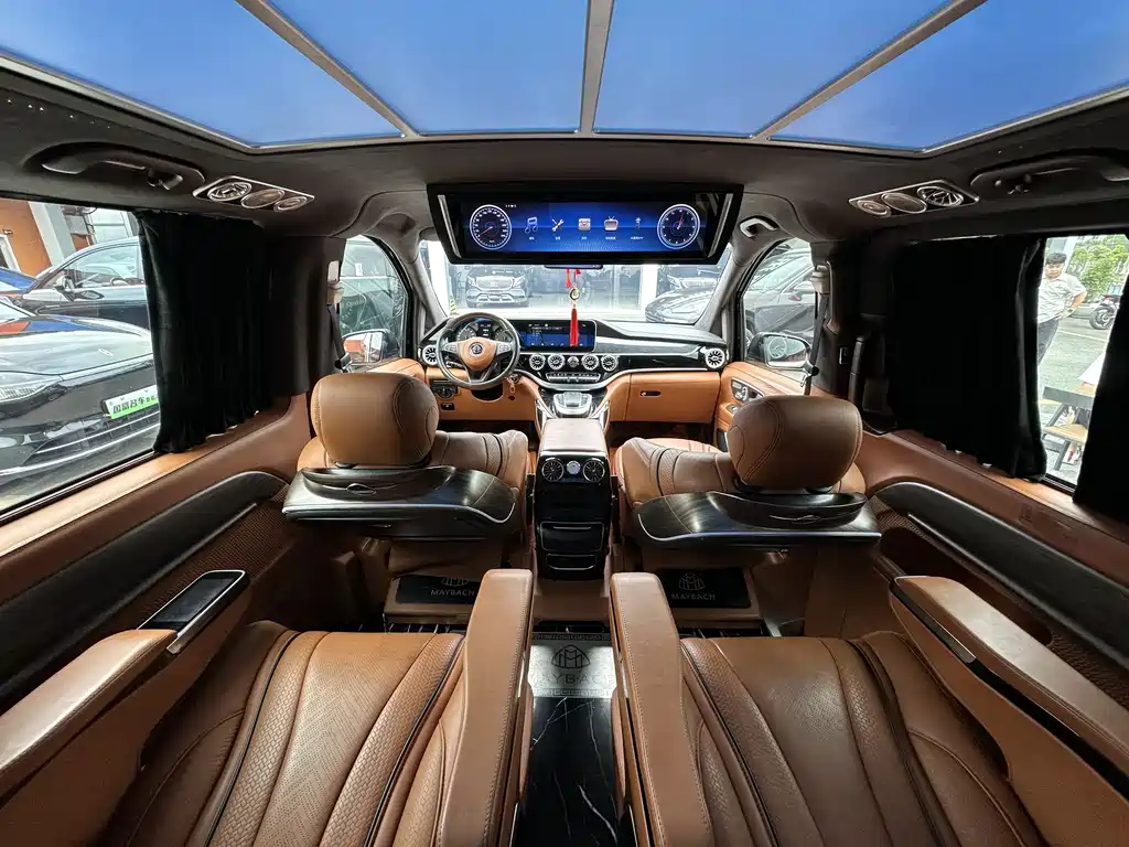Mercedes-Benz Vito 2022 — фото 10