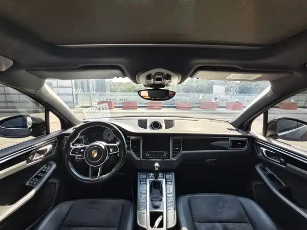 Porsche Macan 2017