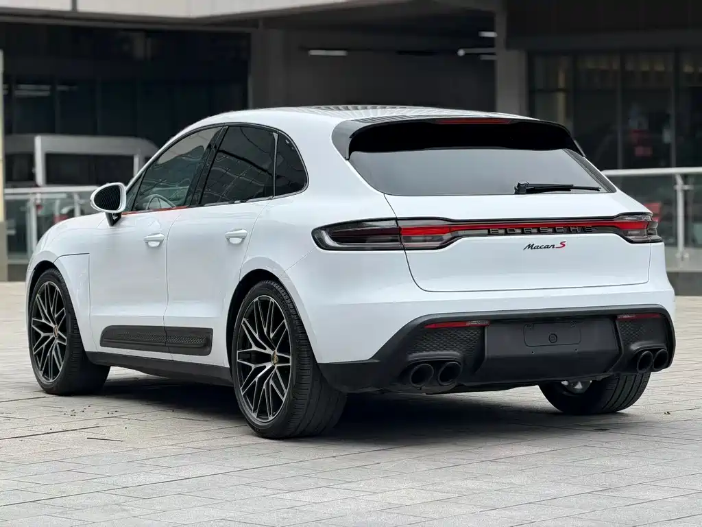Porsche Macan 2022 — фото 15