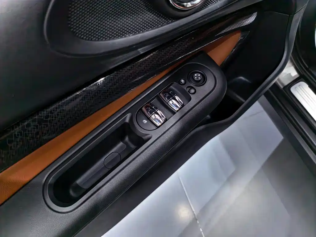 MINI Clubman 2020 — фото 16