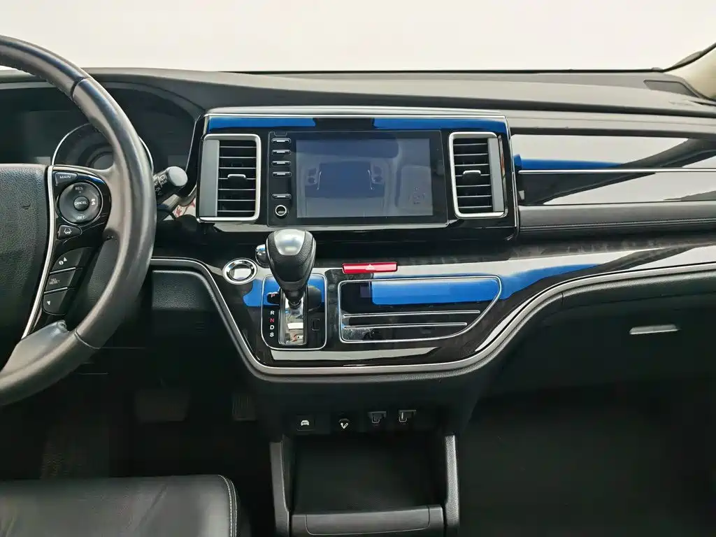 Honda Elysion 2019 — фото 12