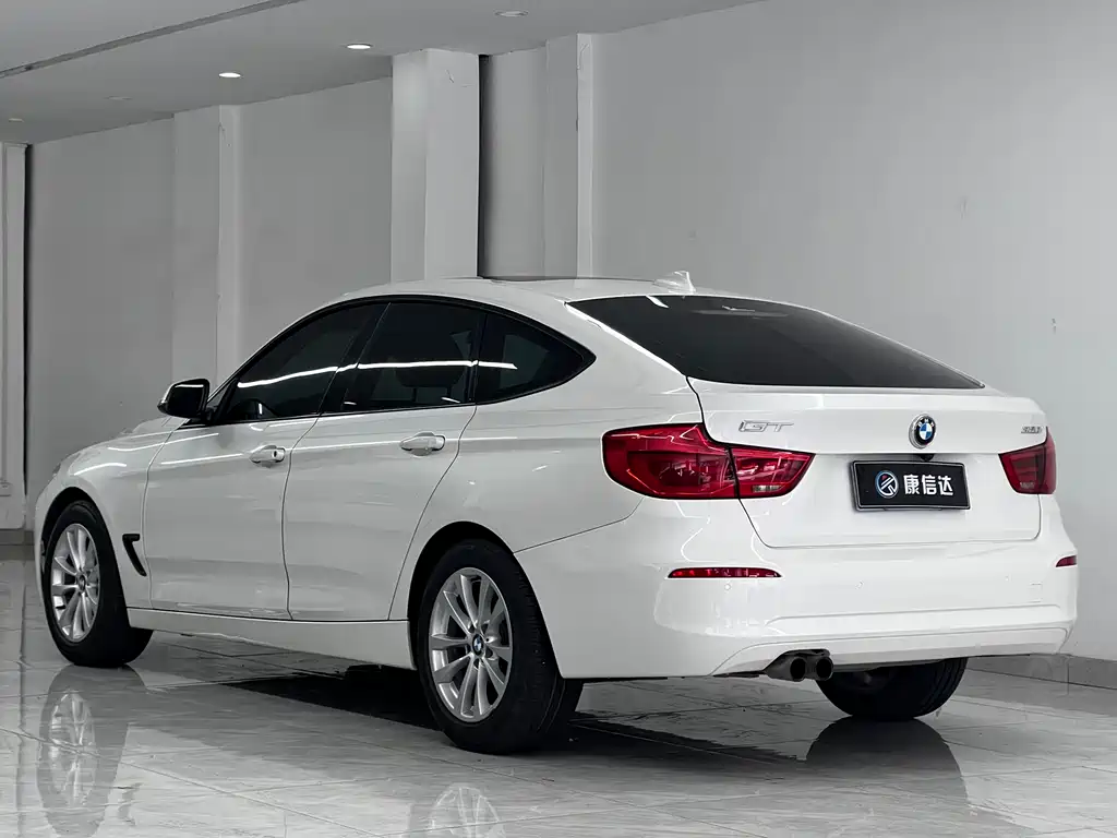 BMW 3 Series GT 2017 — фото 11