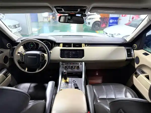 Land Rover Range Rover Sport 2014