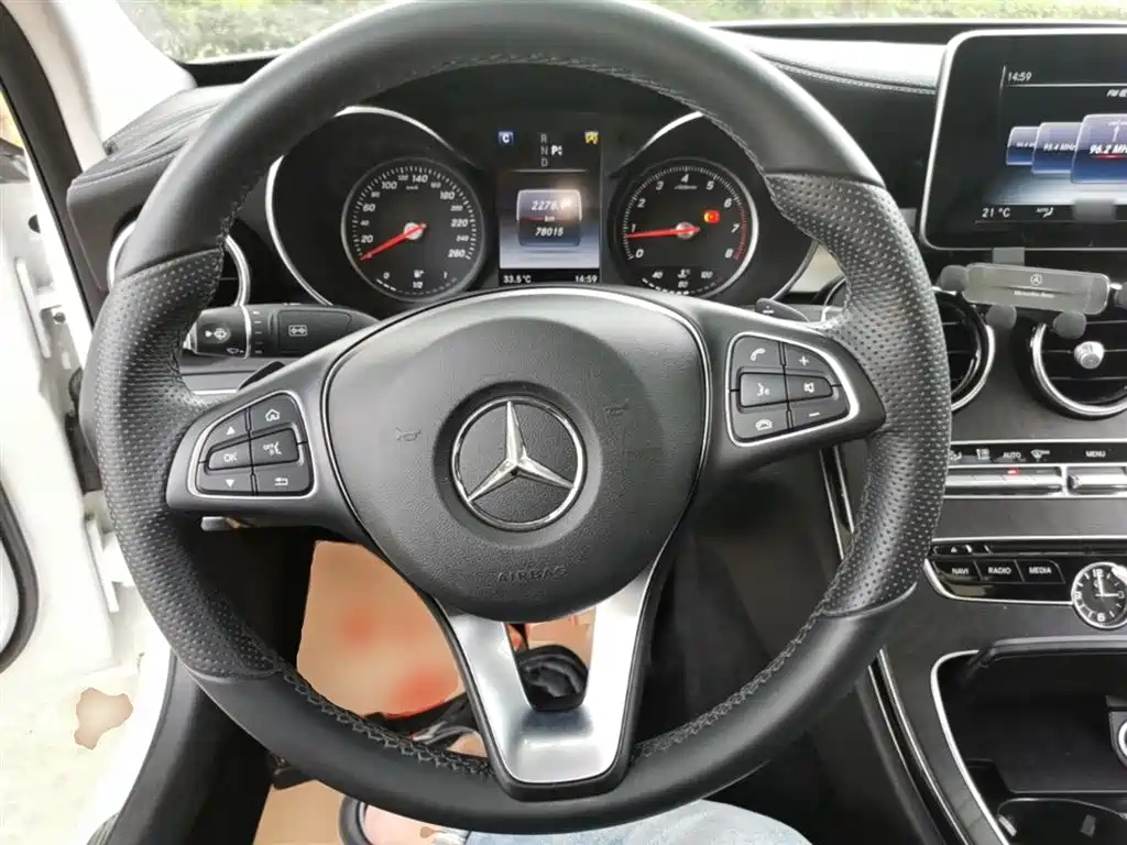 Mercedes-Benz C-Class 2017 — фото 11
