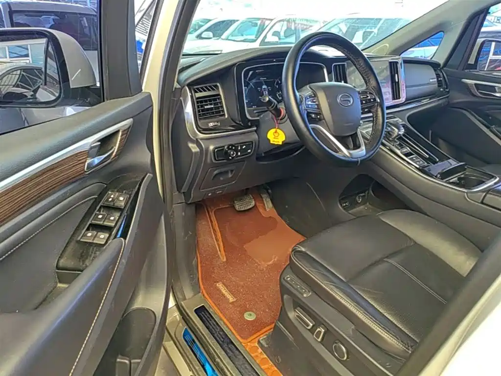 GAC Motor Trumpchi M8 2020 — фото 16