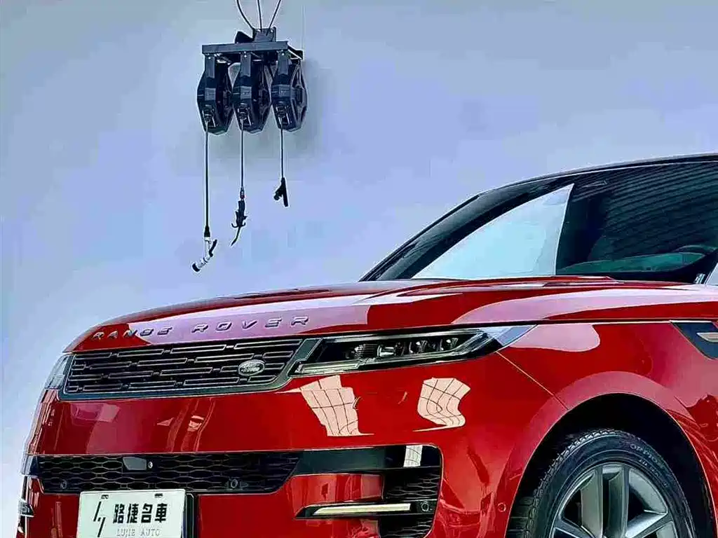 Land Rover Sport 2023 — фото 3