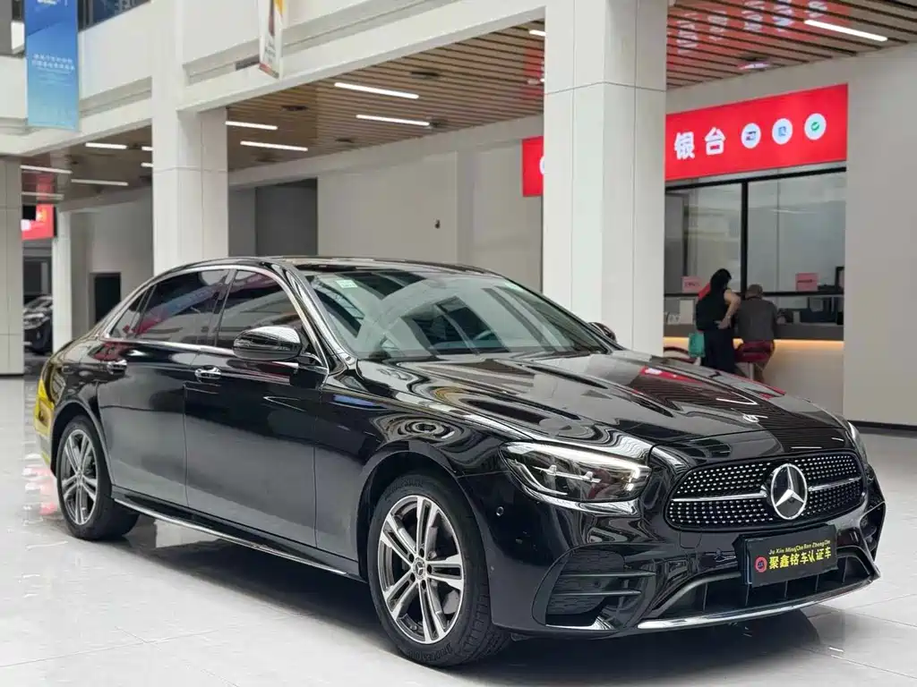 Mercedes-Benz E-Class 2021