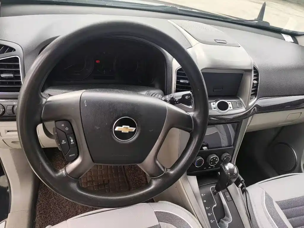 Chevrolet Captiva 2014 — фото 14