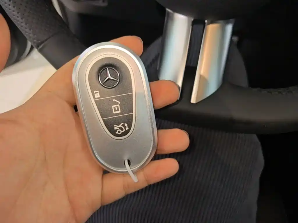 Mercedes-Benz C-Class 2025 — фото 9
