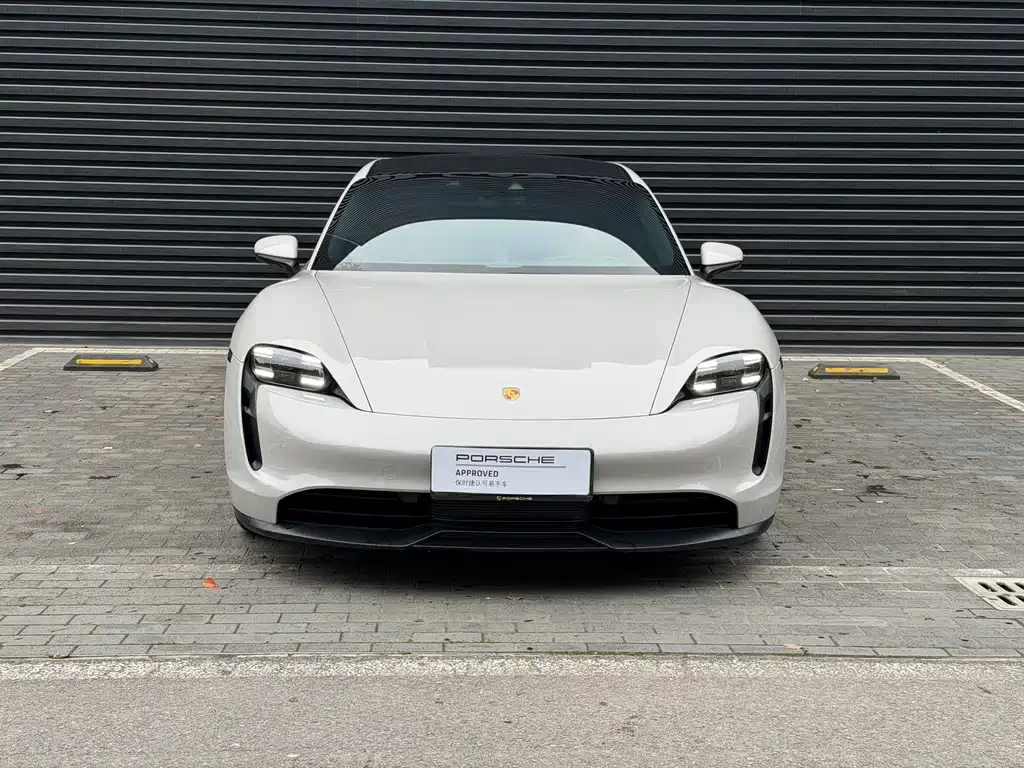 Porsche Taycan 2020 — фото 2