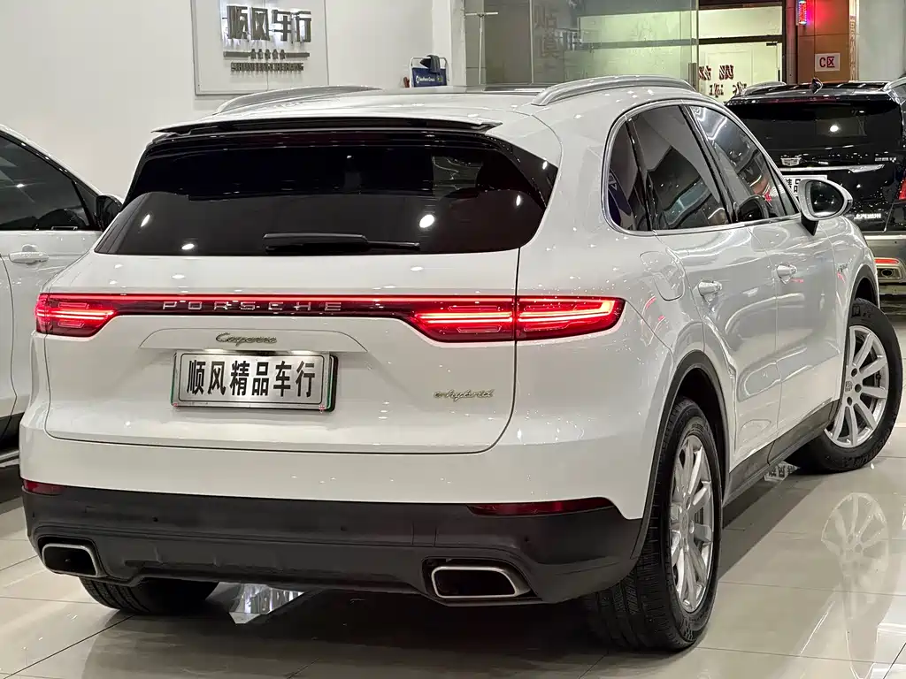 Porsche Cayenne New Energy 2019 — фото 34