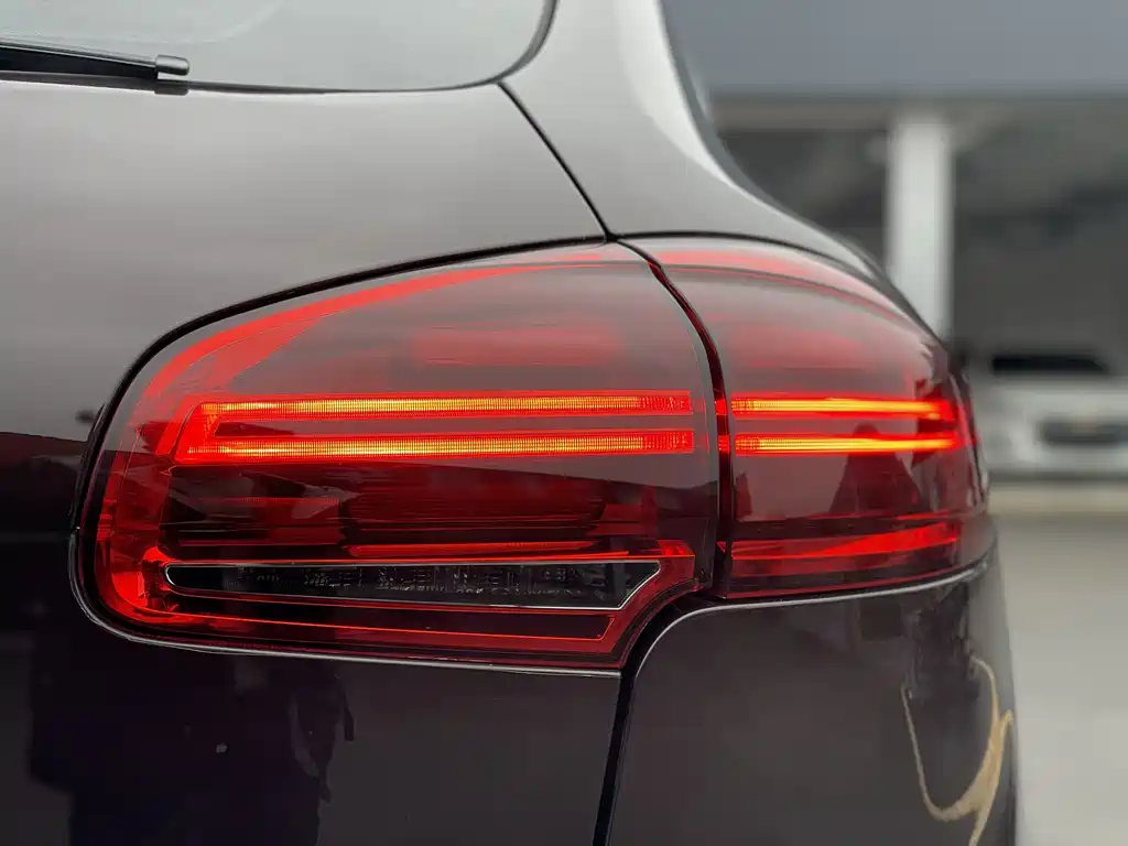 Porsche Cayenne 2015