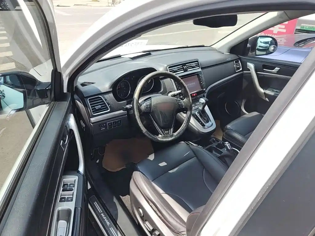 Haval H6 2015 — фото 16