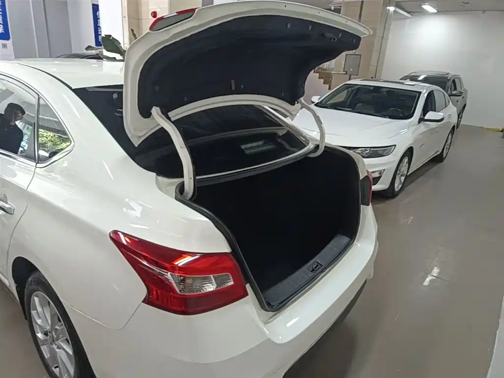 Nissan Sylphy 2023 — фото 19