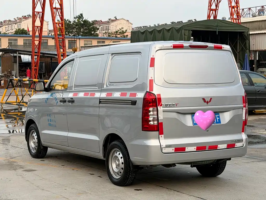 Wuling Hongguang V 2022 — фото 8
