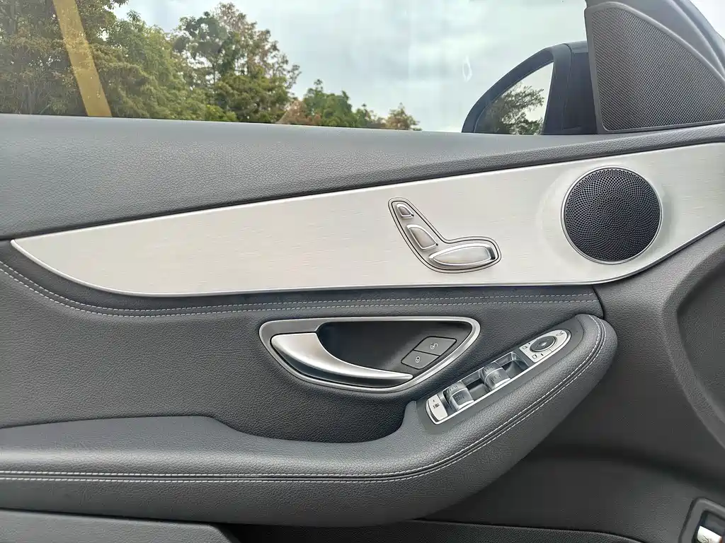 Mercedes-Benz C-Class 2017 — фото 12