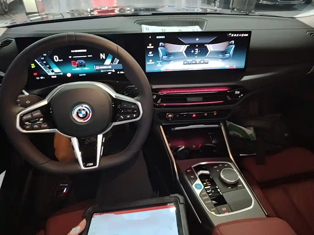 BMW i3 2025 — фото 10