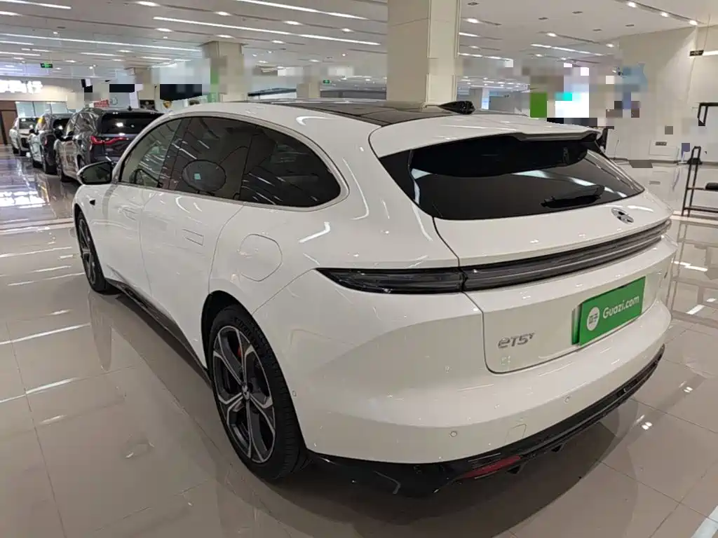 NIO ET5T 2025