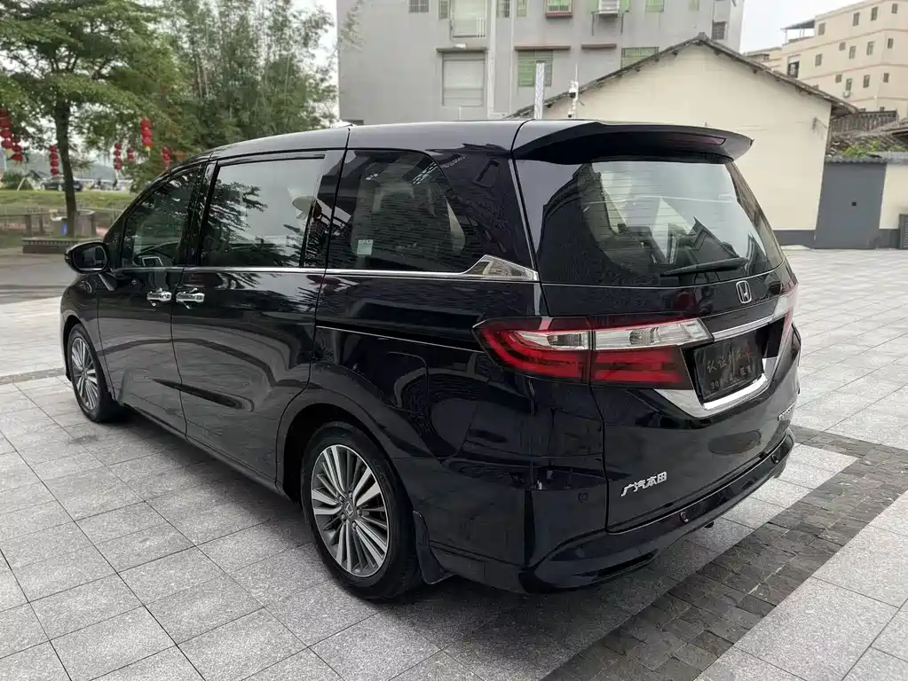 Honda Odyssey 2019 — фото 10