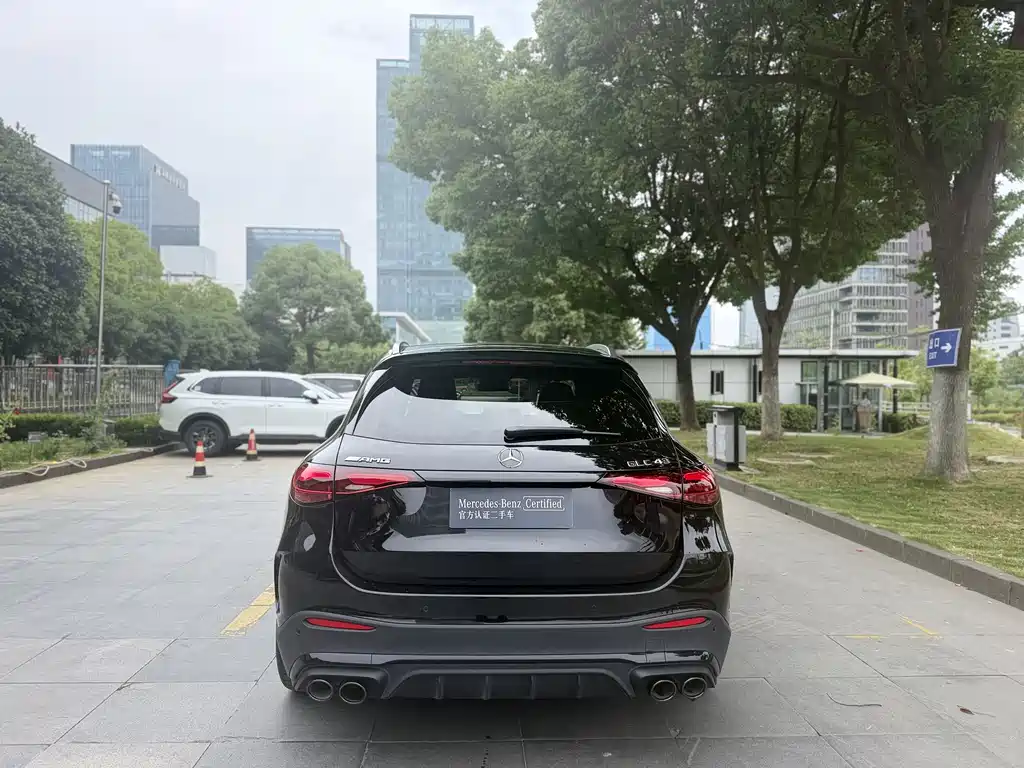 Mercedes-Benz GLC AMG 2025 — фото 6