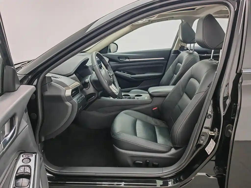 Nissan Teana 2021 — фото 10