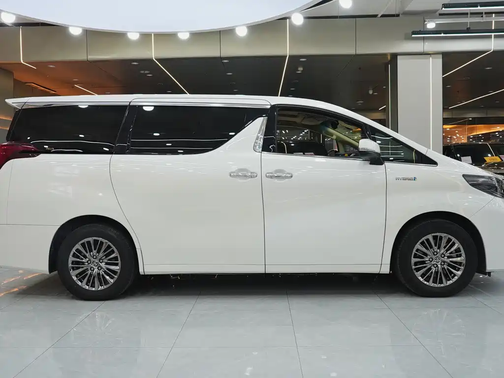 Toyota Alphard 2021 — фото 6