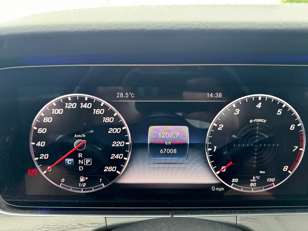 Mercedes-Benz E-Class 2020 — фото 23