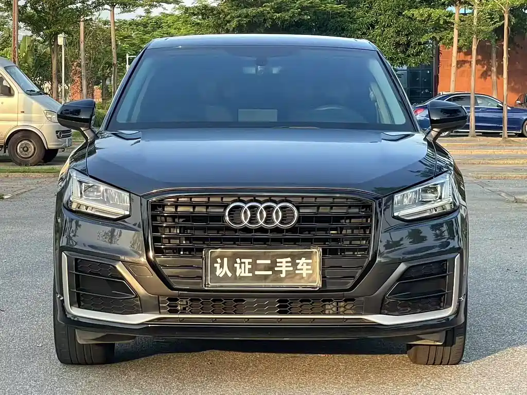 Audi Q2L 2020 — фото 2