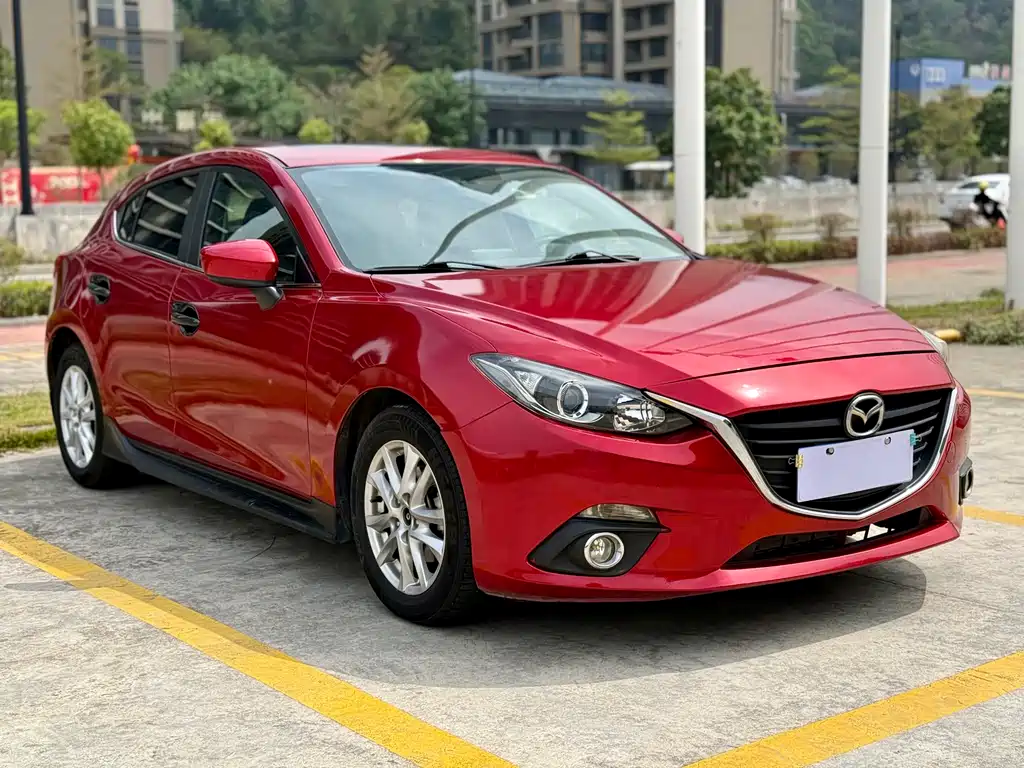 Mazda 3 Axela 2014 — фото 3