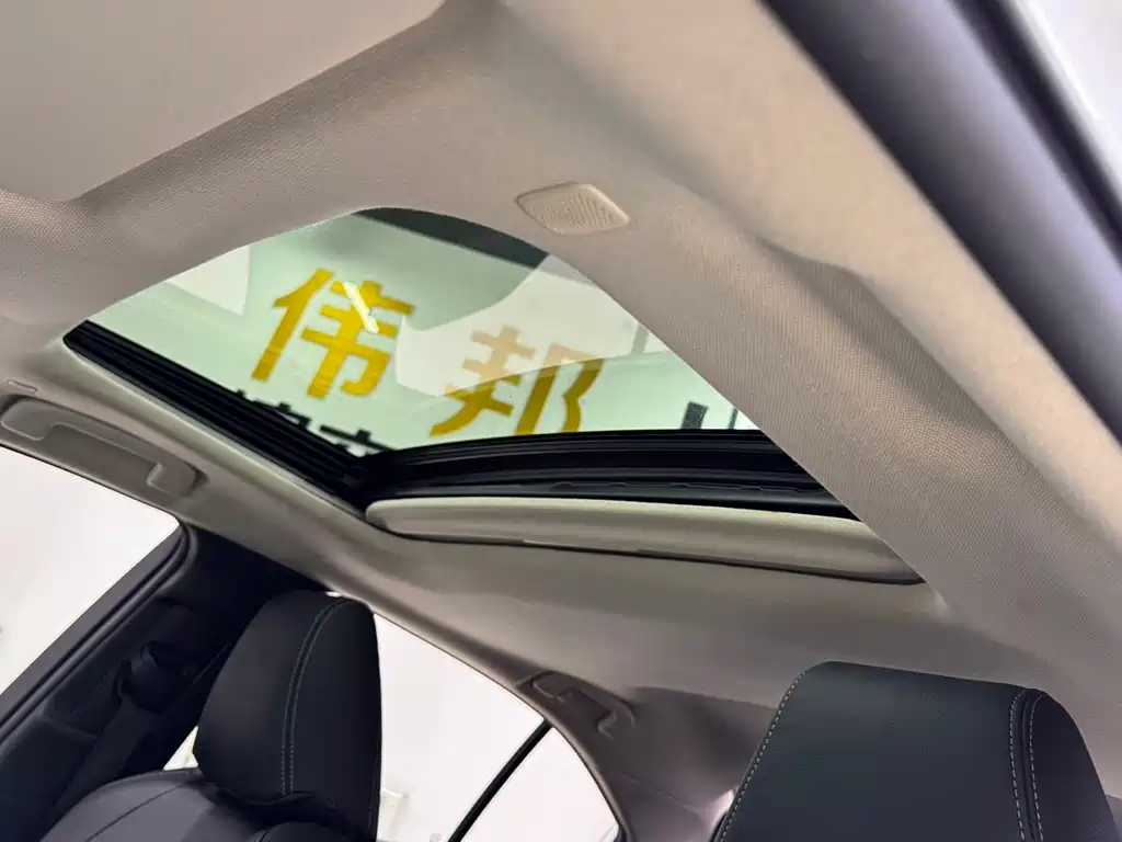 Toyota Corolla 2023 — фото 14