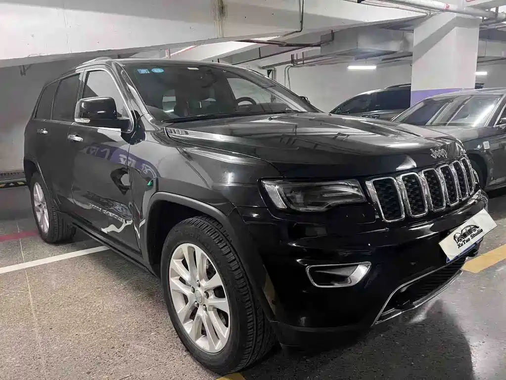 Jeep Grand Cherokee 2019 — фото 3