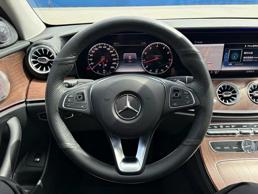 Mercedes-Benz E-Class 2018 — фото 8